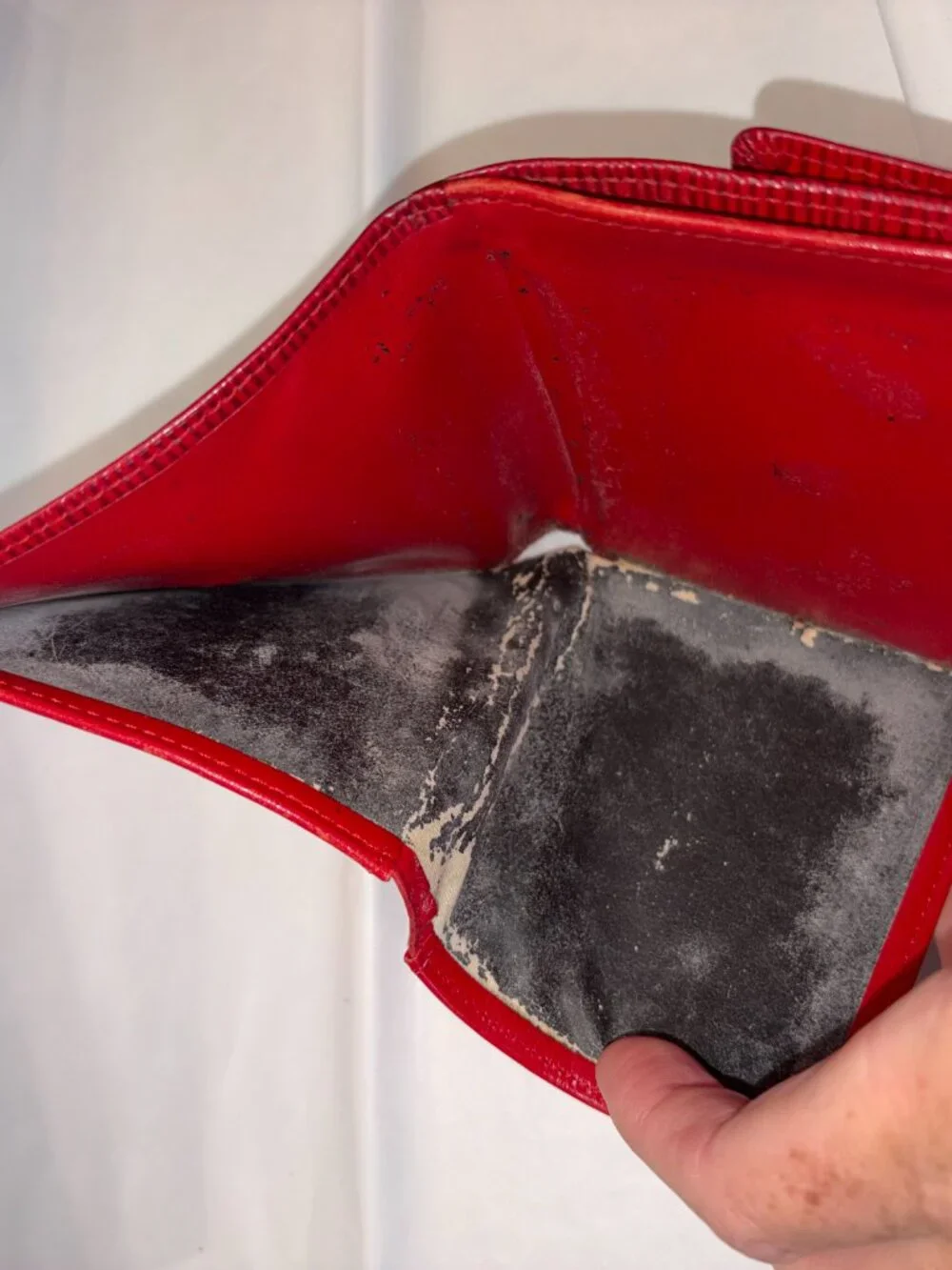 Red Epi Leather LV/Louis Vuitton Wallet March 1995. COA included